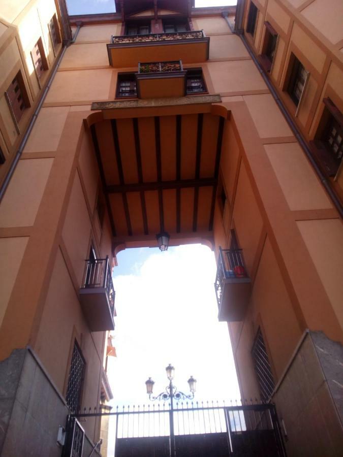 Los Fronterizos Irun Exterior foto