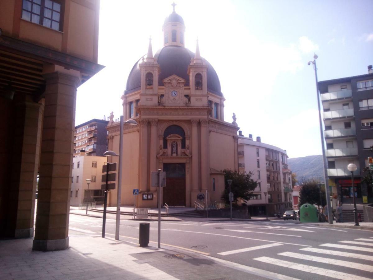Los Fronterizos Irun Exterior foto