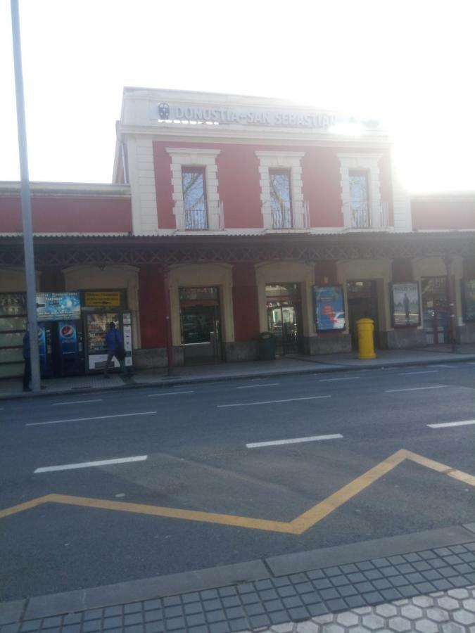 Los Fronterizos Irun Exterior foto
